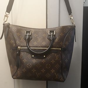 Louis Vuitton shoulder/crossbody tote